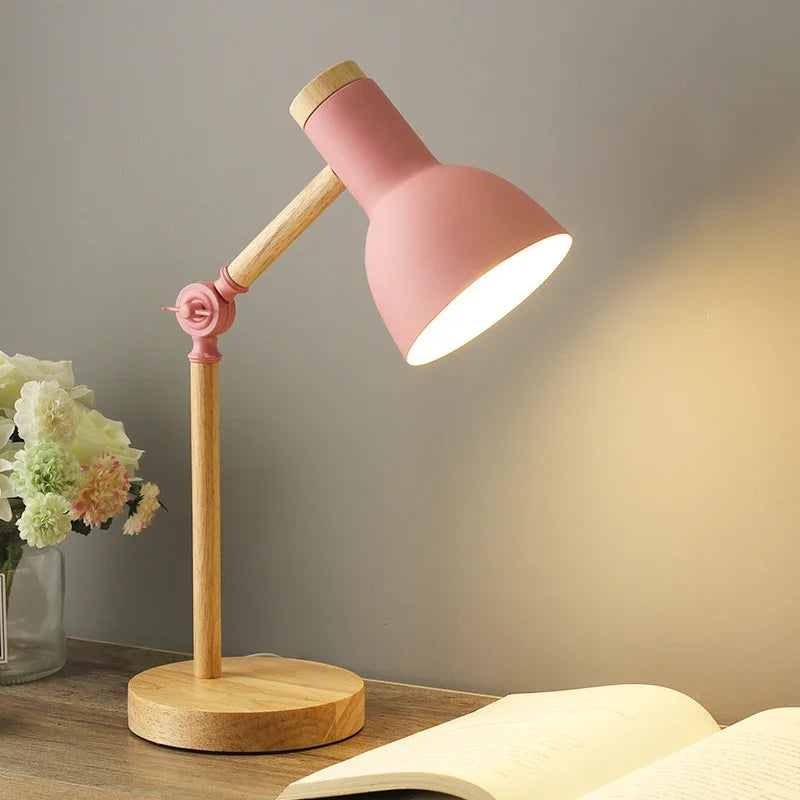 Farvet Træbordlampe med Justerbar Arm